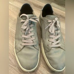 Banana Republic grey leather shoes